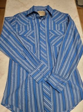Wrangler Women’s Pearl Snap Shirt Blue Striped Sparkle Western Size Small Petite